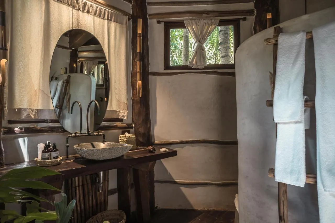 Delek Tulum Hotel
